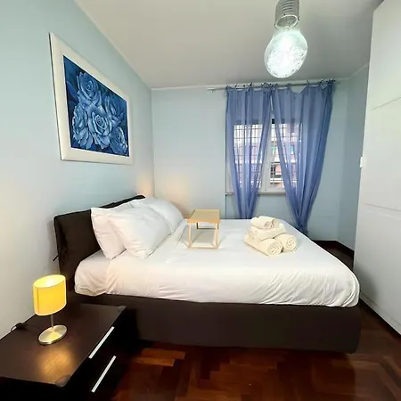 10 Min To Metro Cozy Near Center Apartment